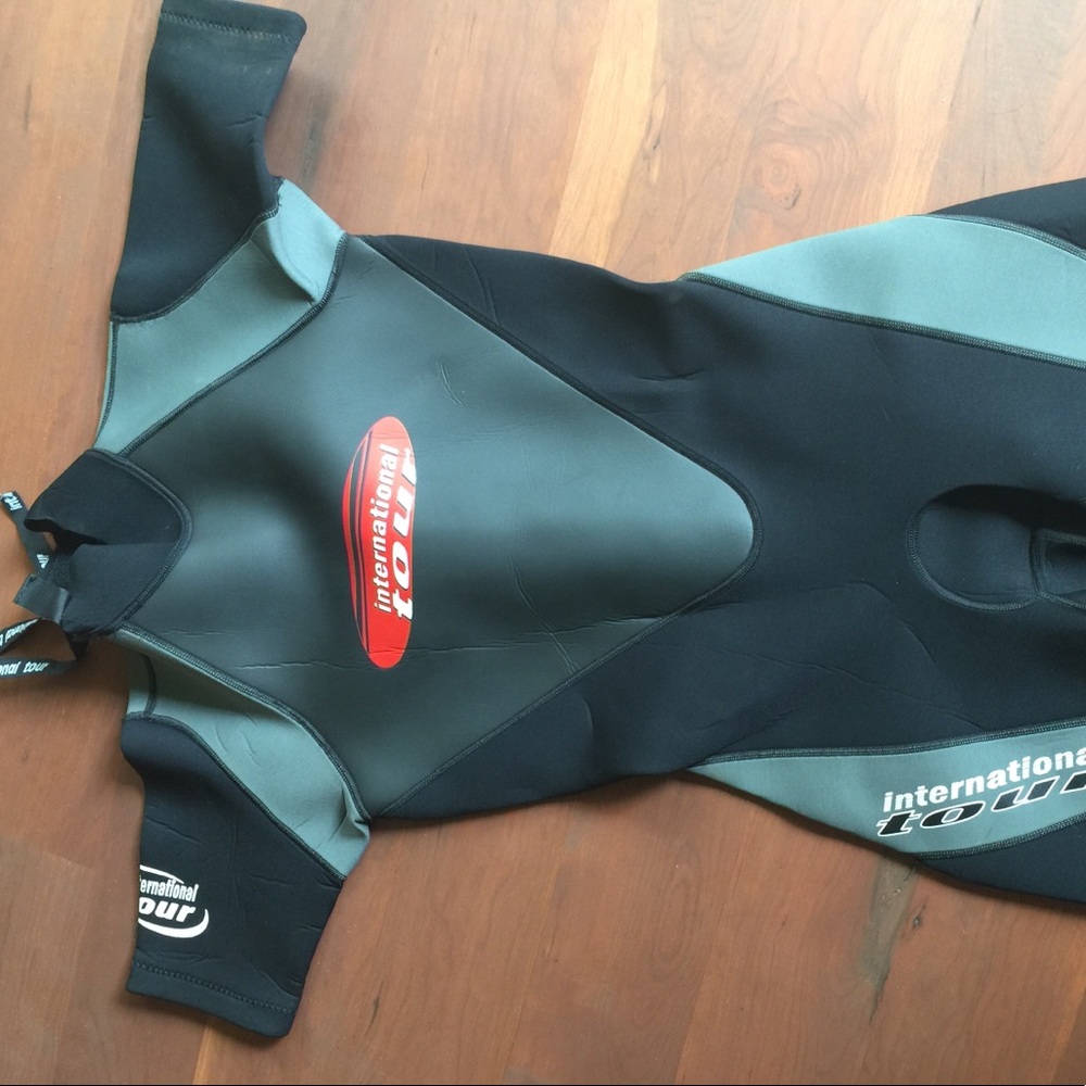 Men’s large wetsuit spring shorty
